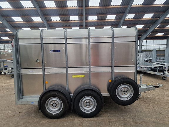 Ifor Williams TA510G Livestock Trailer. 10′ x 6′ 6.50 R16C Tyres. 3500 kgs GVW