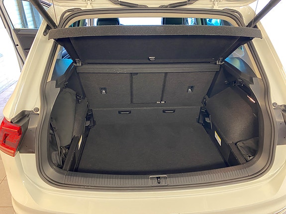 Volkswagen Tiguan 11 of 13