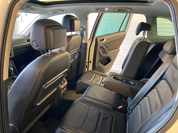 Volkswagen Tiguan 9 of 13
