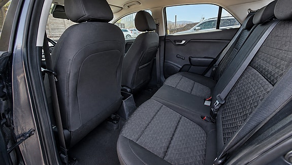 Kia Rio 11 of 19