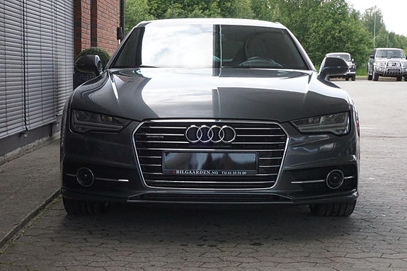 Audi A7 2 of 5