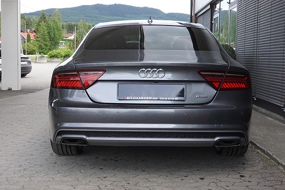 Audi A7 5 of 5