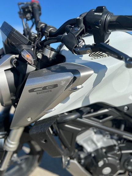 Honda CB 125 R 13 of 22
