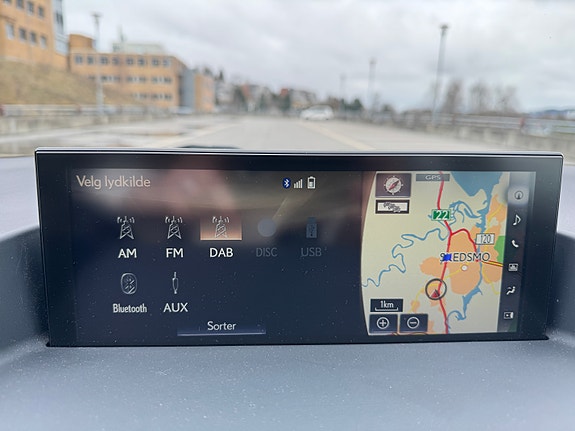 Lexus CT200h 26 of 30