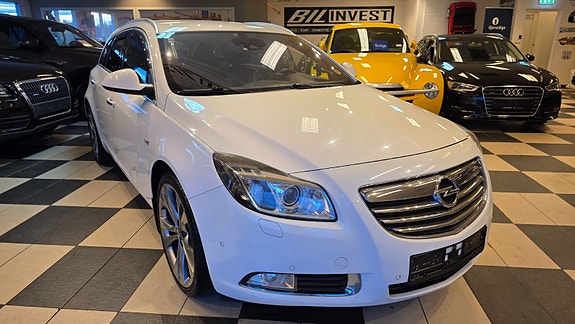 Opel Insignia 3 of 5