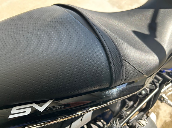 Suzuki SV 650 12 of 19
