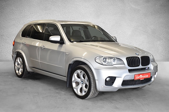 BMW X5 2 of 5