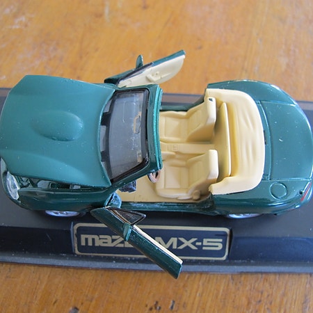 Mazda Collection MX-5 modellbil 1:43 grønn diecast