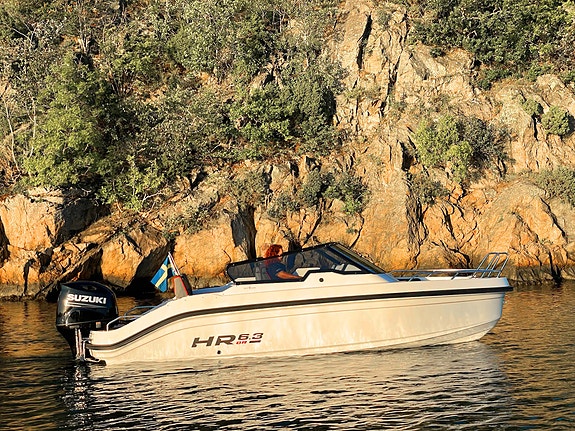 Nyhet HR6.3 BowRider. med Suzuki DF150APX. Båten står inne i vår salgshall 19 of 20
