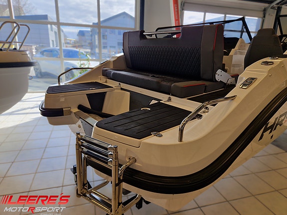 Nyhet HR6.3 BowRider. med Suzuki DF150APX. Båten står inne i vår salgshall 7 of 20