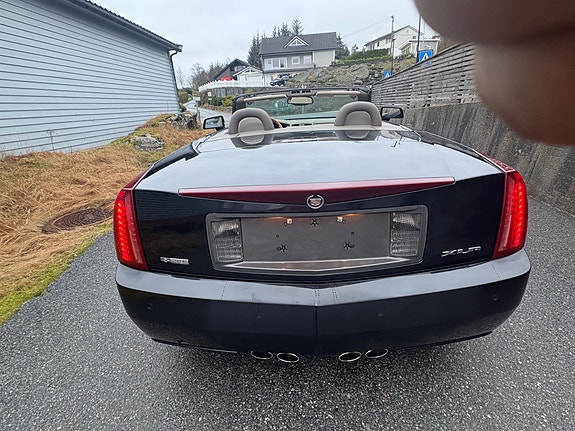 Cadillac XLR 7 of 30