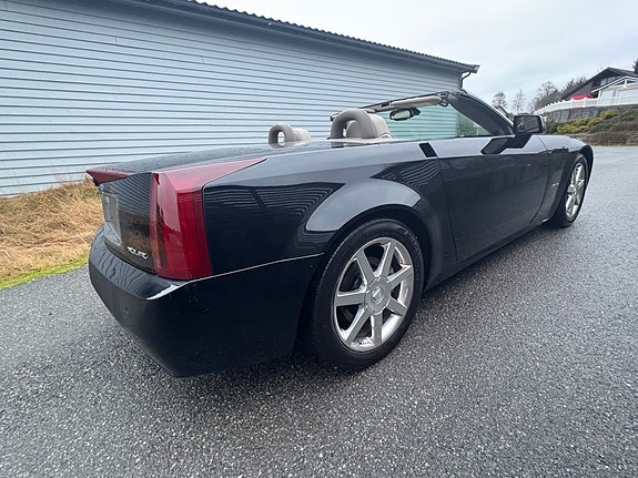 Cadillac XLR 5 of 30