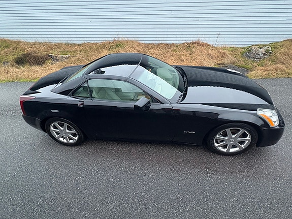 Cadillac XLR 12 of 30