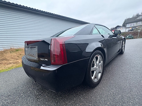Cadillac XLR 13 of 30