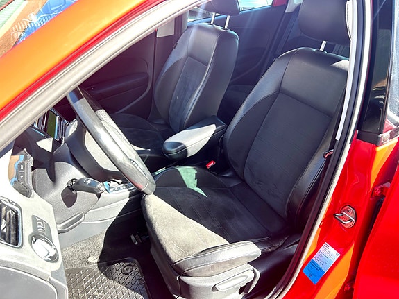 Volkswagen Polo Cross 13 of 30