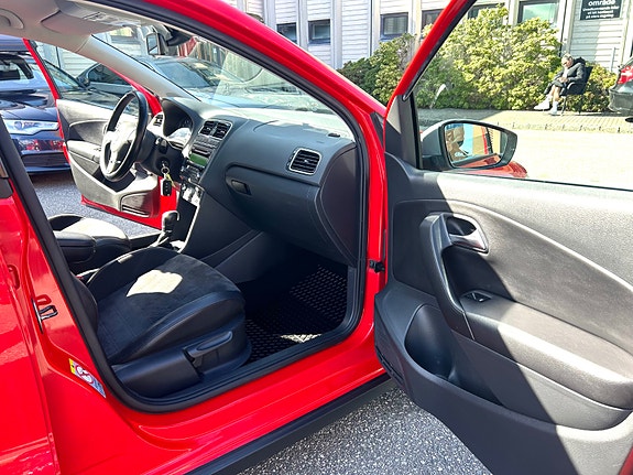 Volkswagen Polo Cross 27 of 30