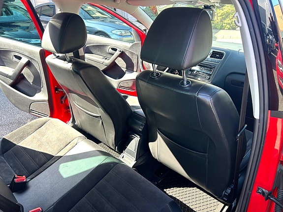 Volkswagen Polo Cross 25 of 30