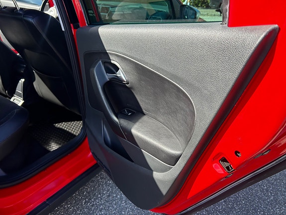 Volkswagen Polo Cross 26 of 30