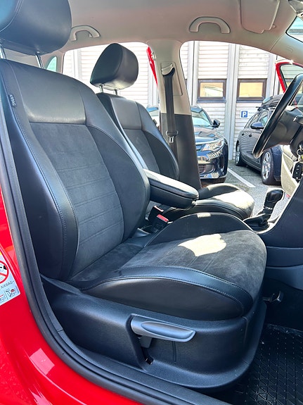 Volkswagen Polo Cross 30 of 30