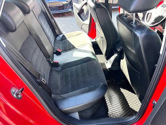 Volkswagen Polo Cross 24 of 30