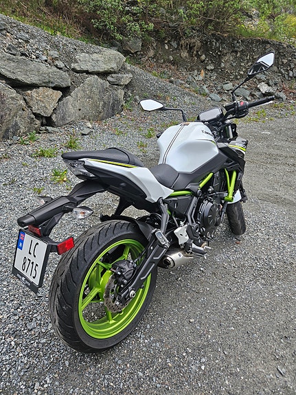 Kawasaki Z 650 3 of 5