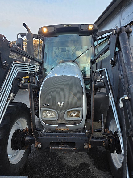 Valtra N92 28 of 30