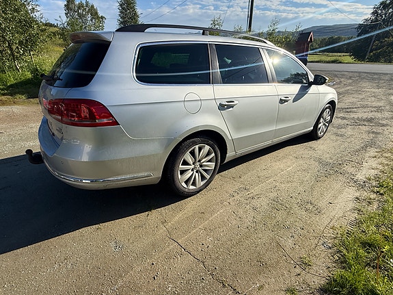 Volkswagen Passat 5 of 5