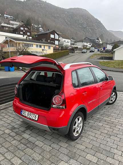 Volkswagen Polo 3 of 5