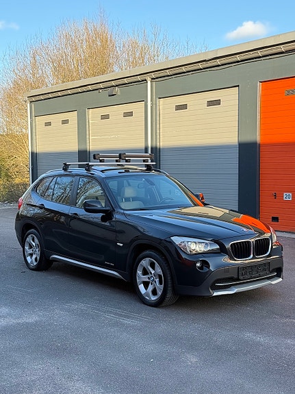 BMW X1 3 of 5