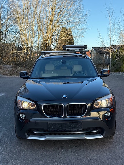BMW X1 2 of 5