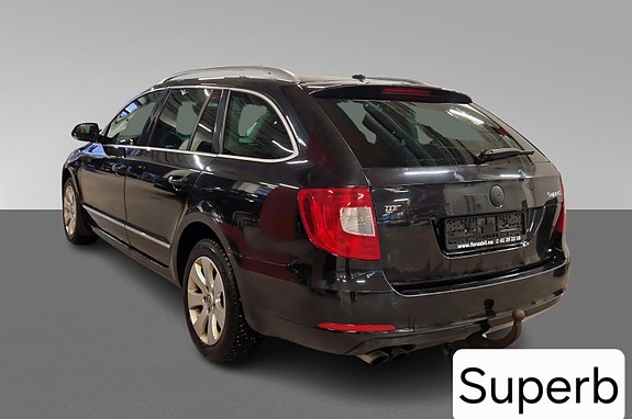 Skoda Superb 4 of 5
