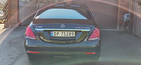 Mercedes-Benz S300 6 of 30