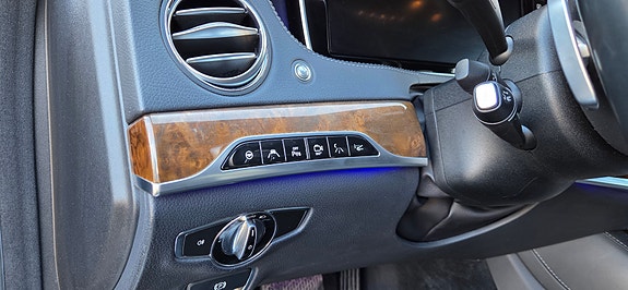 Mercedes-Benz S300 26 of 30