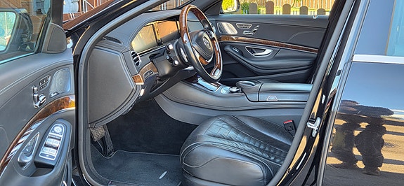 Mercedes-Benz S300 13 of 30