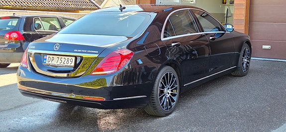 Mercedes-Benz S300 7 of 30