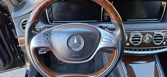 Mercedes-Benz S300 25 of 30