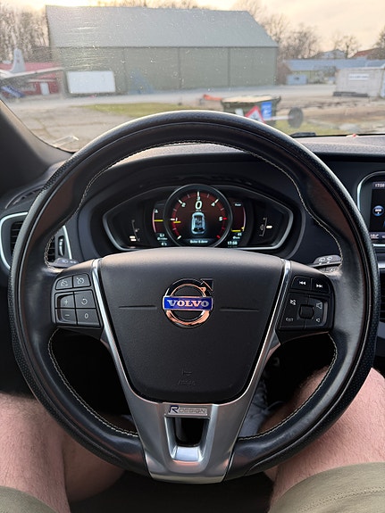 Volvo V40 6 of 10