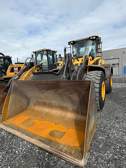 Volvo L110H 4 of 9