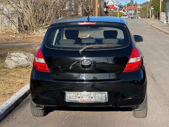 Hyundai i20 5 of 14