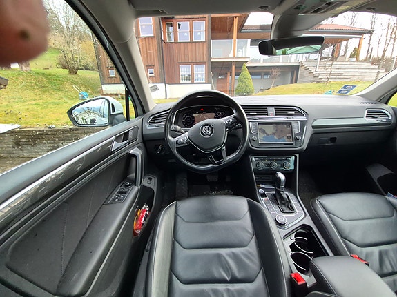 Volkswagen Tiguan 7 of 13