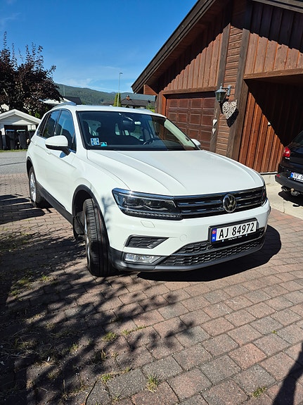 Volkswagen Tiguan 5 of 13