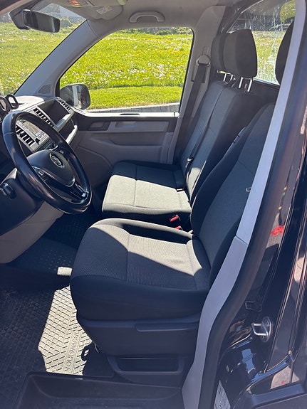 Volkswagen Transporter 18 of 30