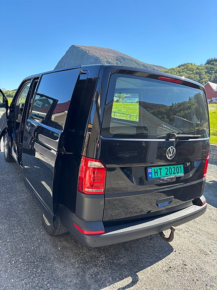 Volkswagen Transporter 9 of 30