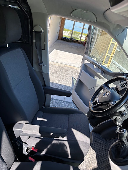 Volkswagen Transporter 26 of 30