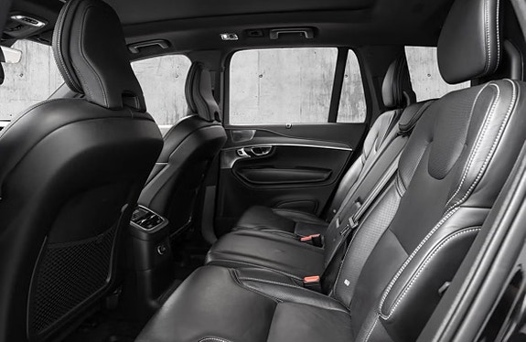 Volvo XC90 17 of 26