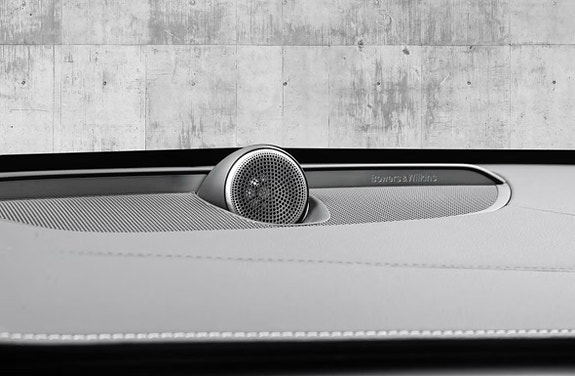 Volvo XC90 12 of 26