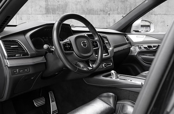 Volvo XC90 14 of 26