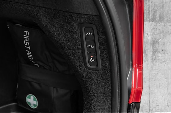 Volvo XC90 24 of 26