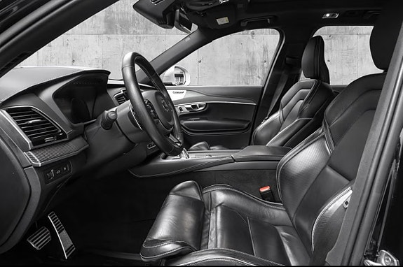 Volvo XC90 7 of 26