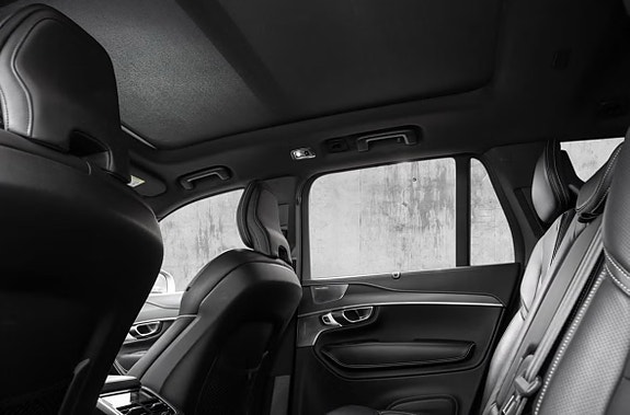 Volvo XC90 18 of 26